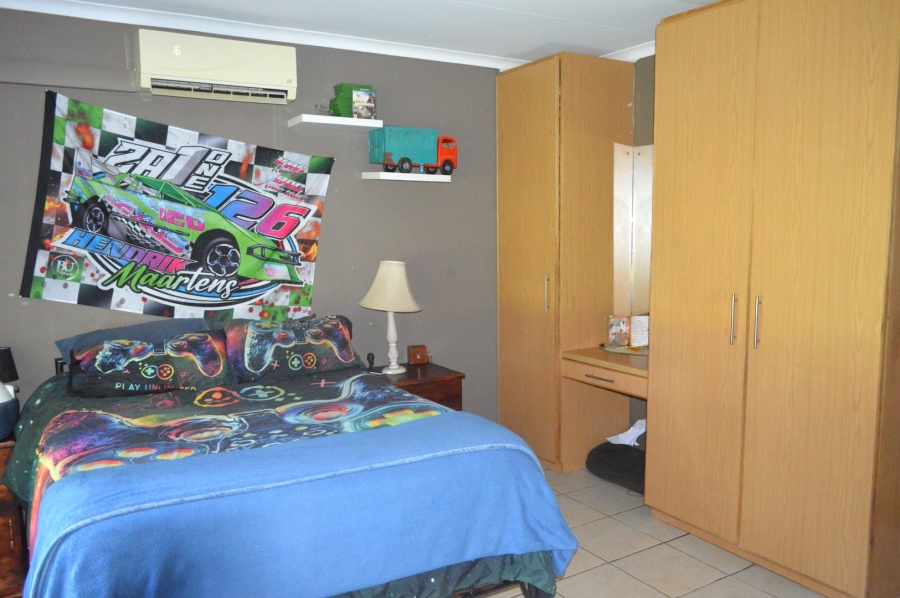 4 Bedroom Property for Sale in Doringkruin North West